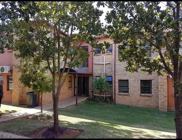 OFFICE PROPERTY TO RENT IN NORTHGATE